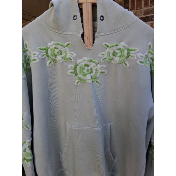 We The Free Free People Made Ombre' Floral Embroidered Hoodie XS - Picture 3 of 15